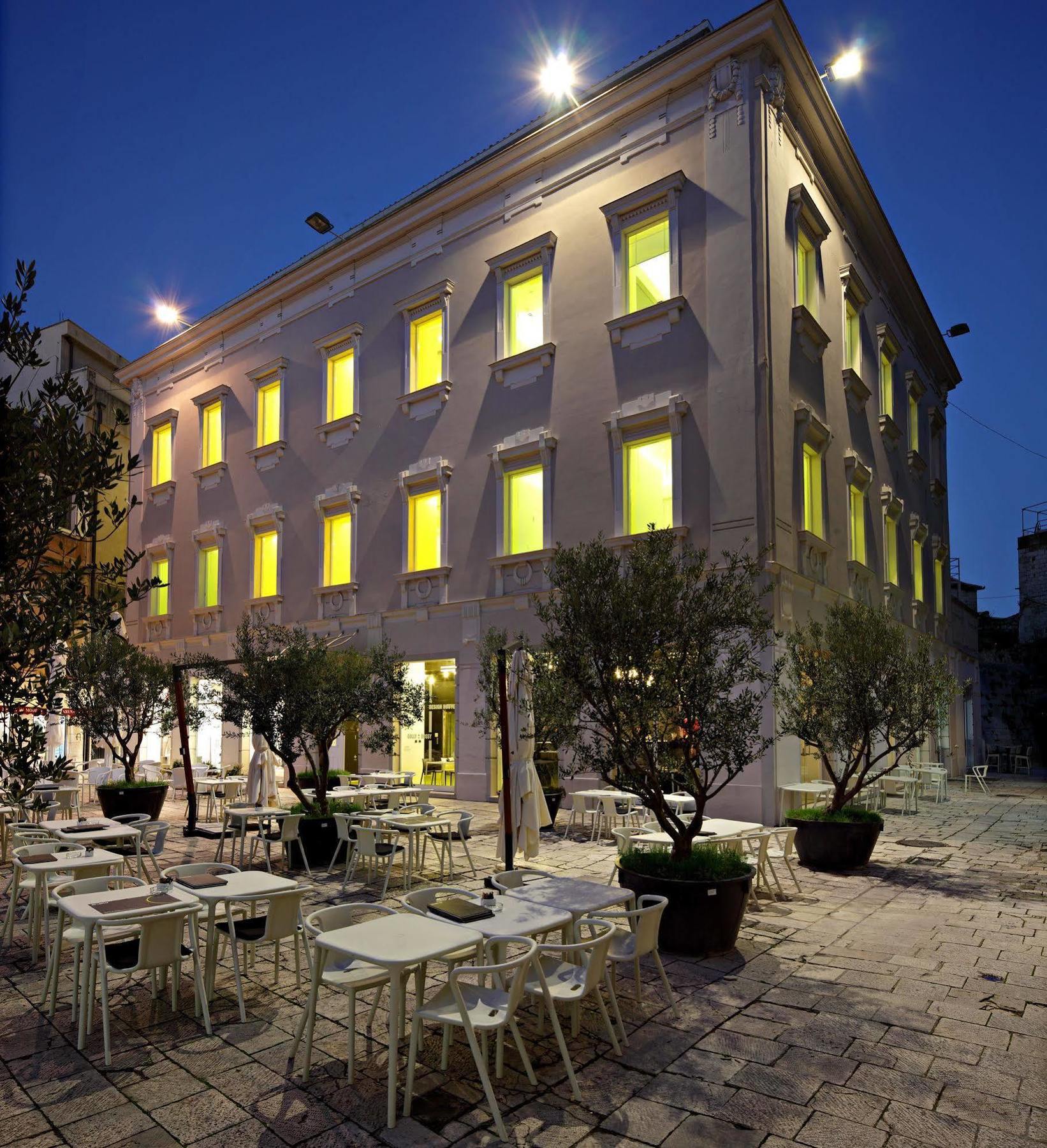 Hostal Design One